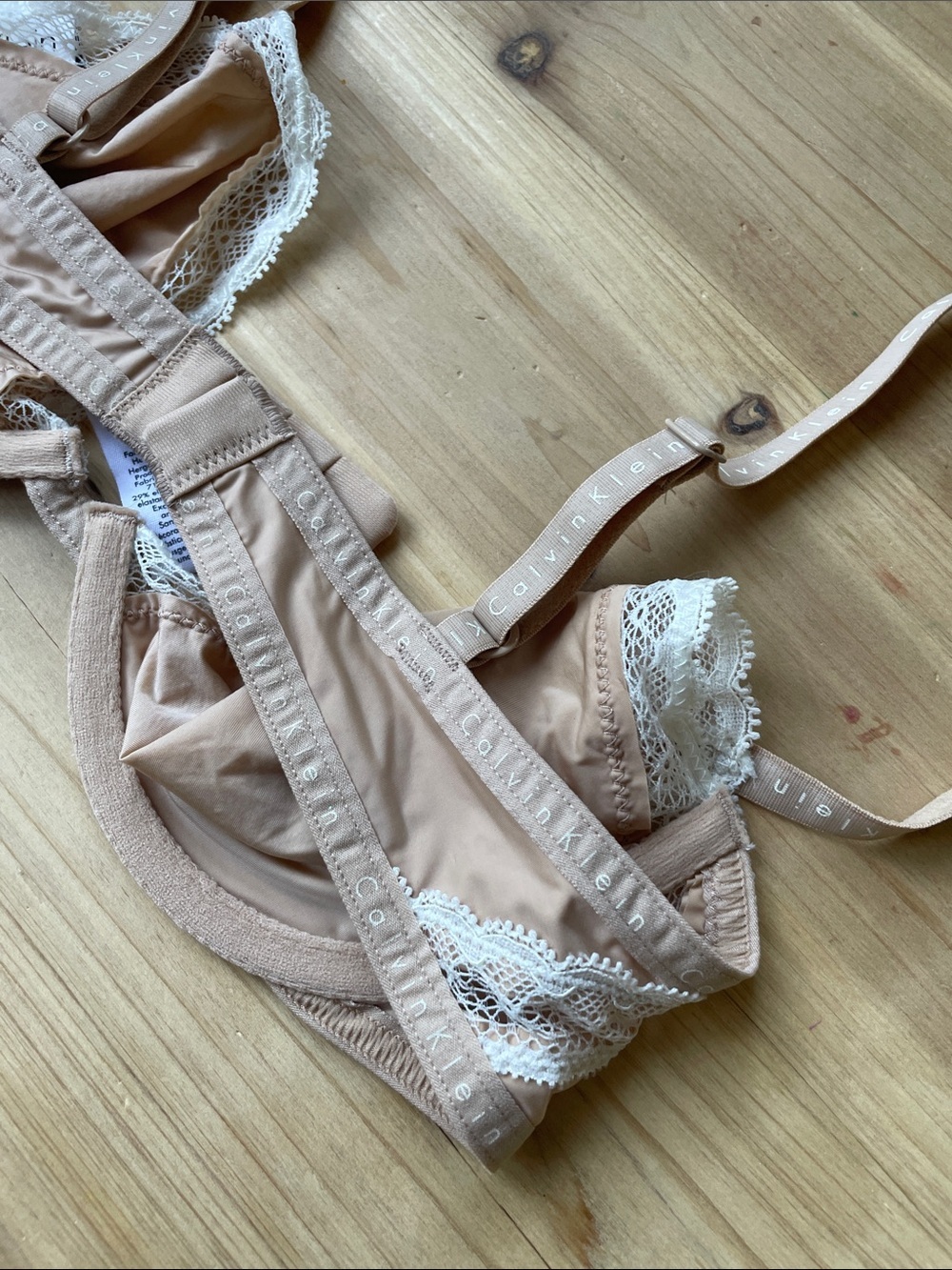 Calvin Klein Beige Dainty Lace-Trim Bare Underwire Bra NWT - Picture 6 of 11